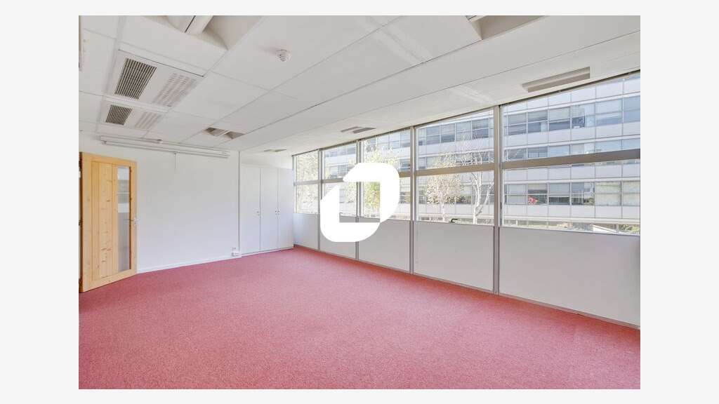 A louer Bureaux 977m² Pantin