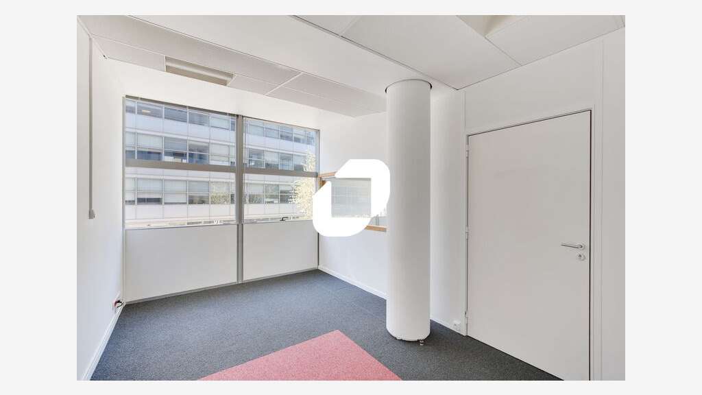 A louer Bureaux 977m² Pantin