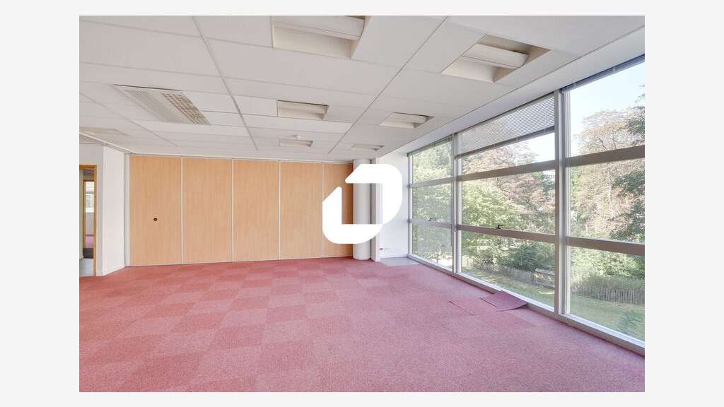 A louer Bureaux 977m² Pantin
