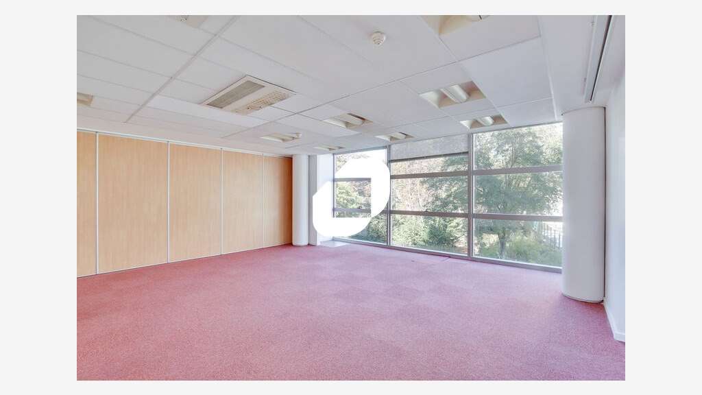 A louer Bureaux 977m² Pantin