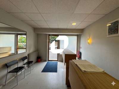 A louer Bureaux 276m² Pantin