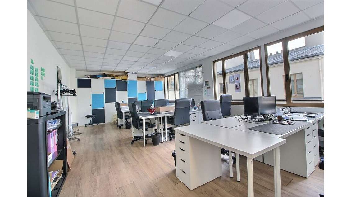 Location bureaux calmes et lumineux Paris 10ème 