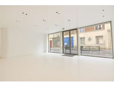 Location Immeubles commerciaux / Mixtes à Paris 10e