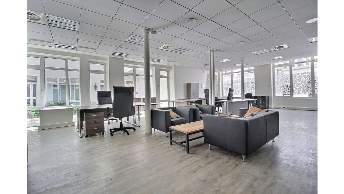 A louer bureaux 130m² Paris 10e proche métro