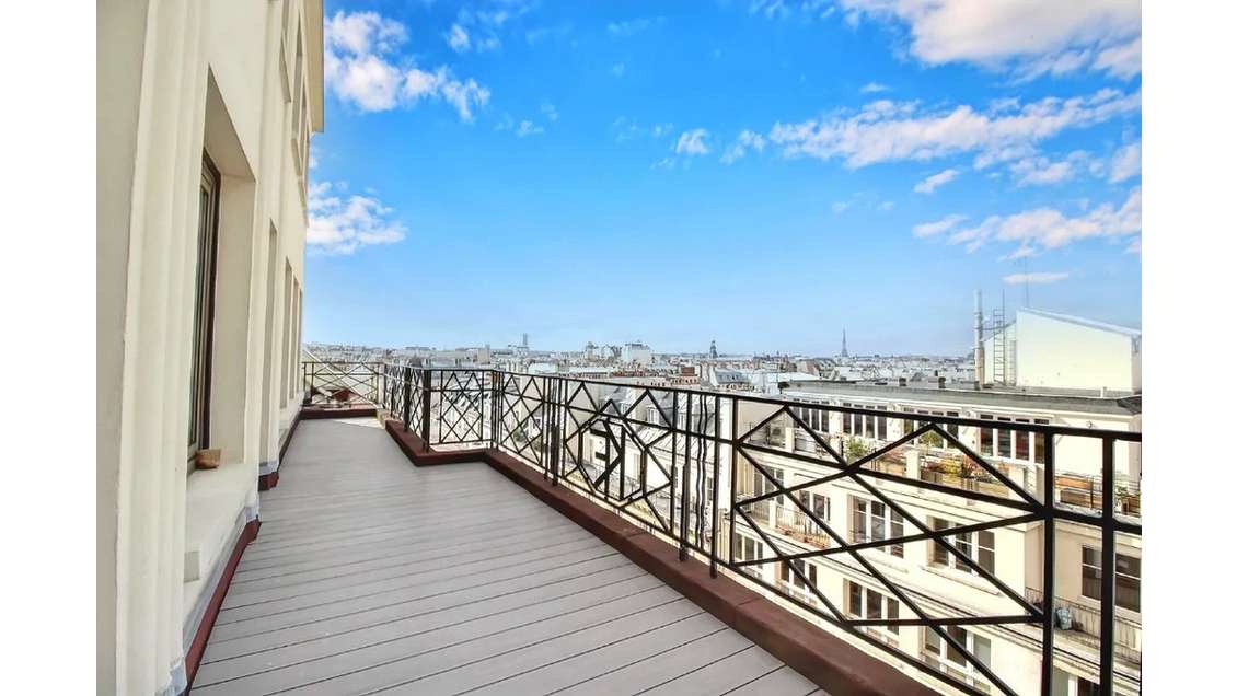 A louer bureaux 292m² Paris 10e vue imprenable