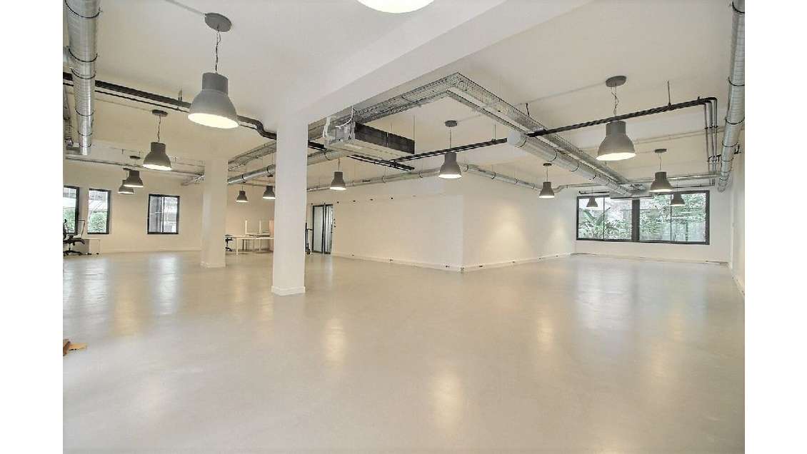 Loue bureaux lumineux 140m² Paris 10 Hauteville