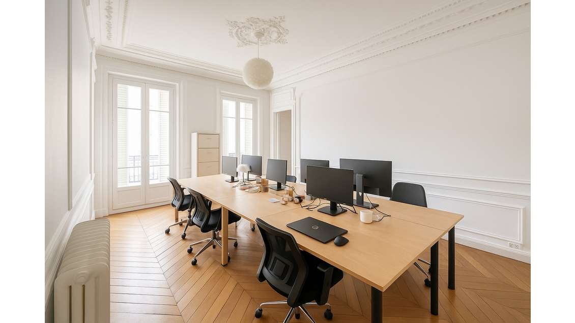 Location bureaux rénovés à Paris 10e Gare de l'Est