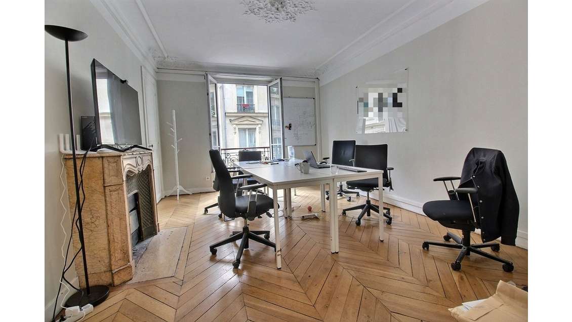 Location bureaux coworking 88m² Paris 10ème