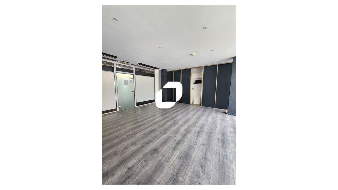 A louer Bureaux 43m² Paris