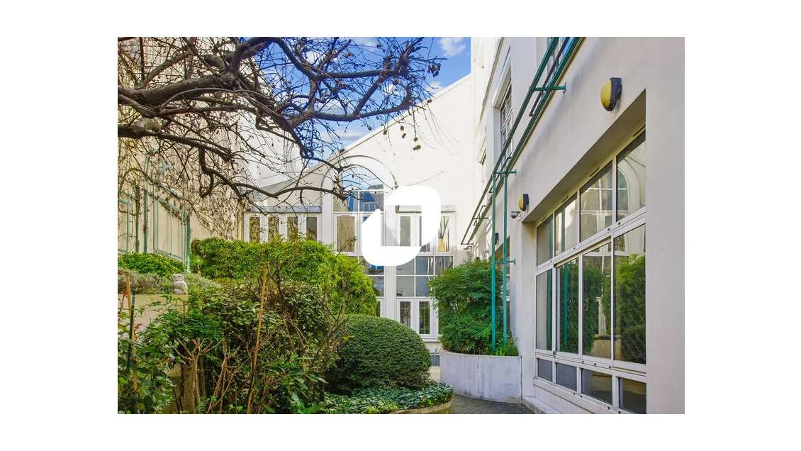 A louer Bureaux 220m² Paris