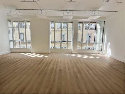 Location Bureaux à Paris 10e