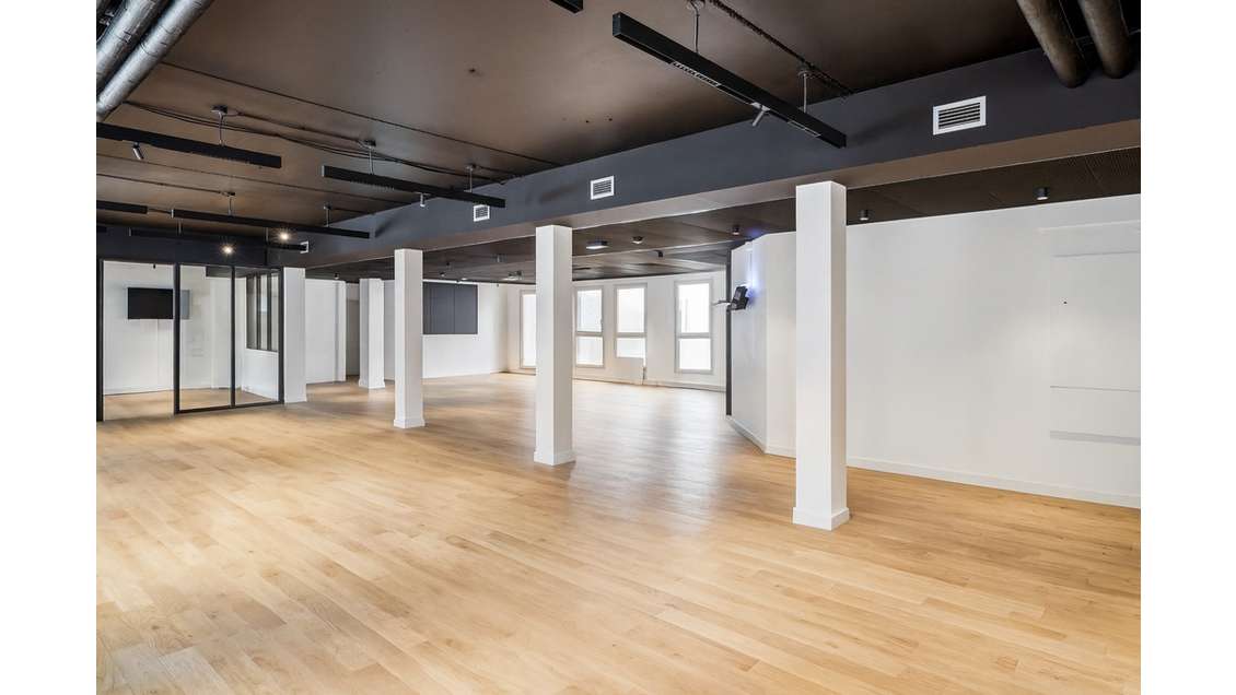 Location bureaux 252m² Paris 10ème Gare du Nord