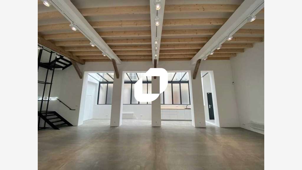 A louer Bureaux 191m² Paris