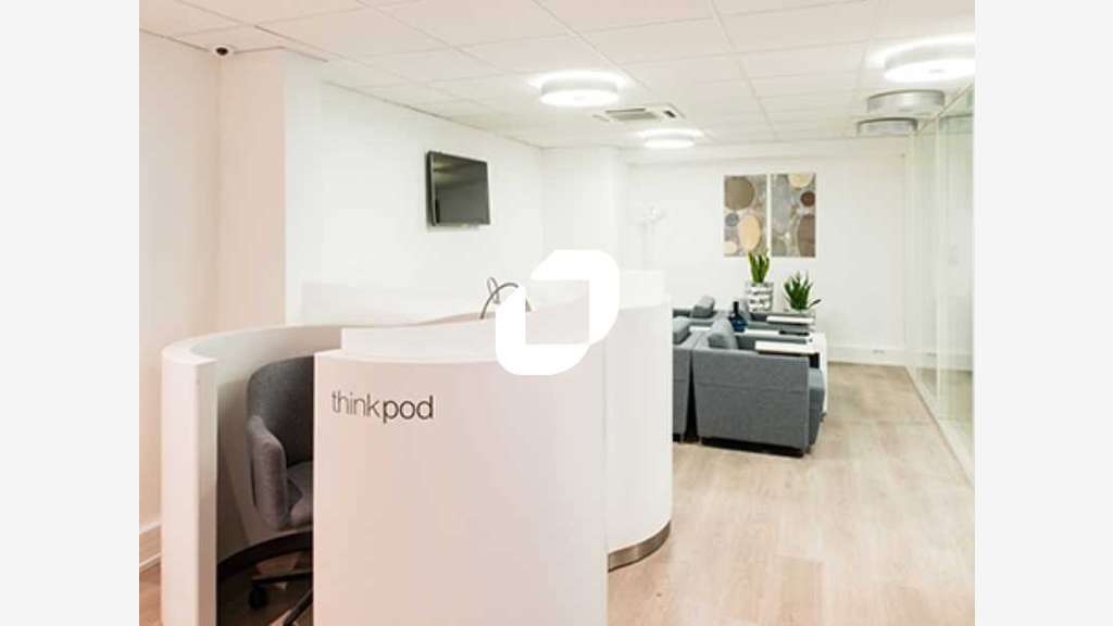 A louer Bureaux 704m² Paris