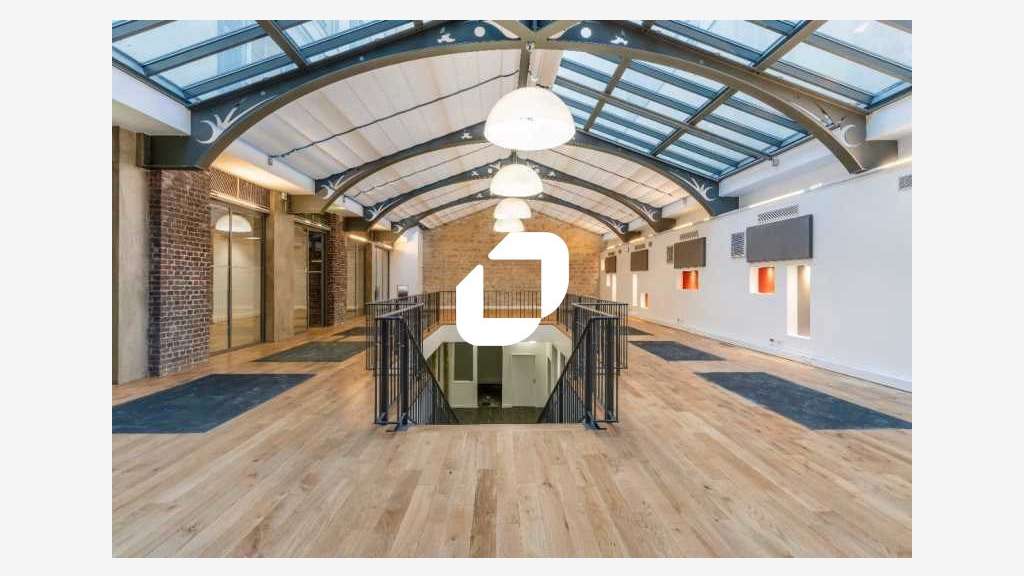 A louer Bureaux 1345m² Paris