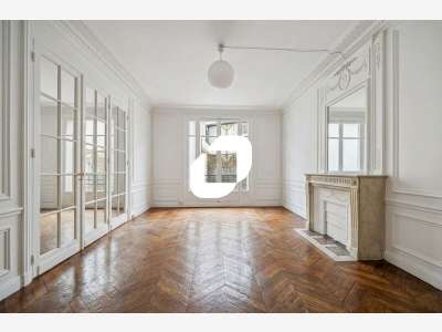 A louer Bureaux 138m² Paris