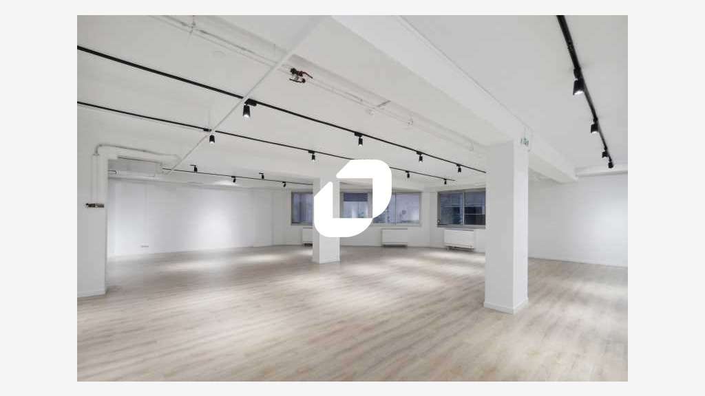 A louer Bureaux 210m² Paris