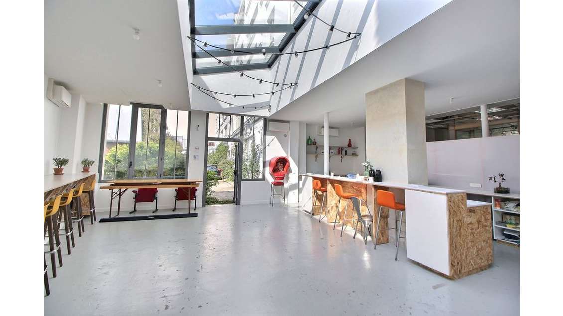 Location bureaux atypiques 238m² à Paris 11e