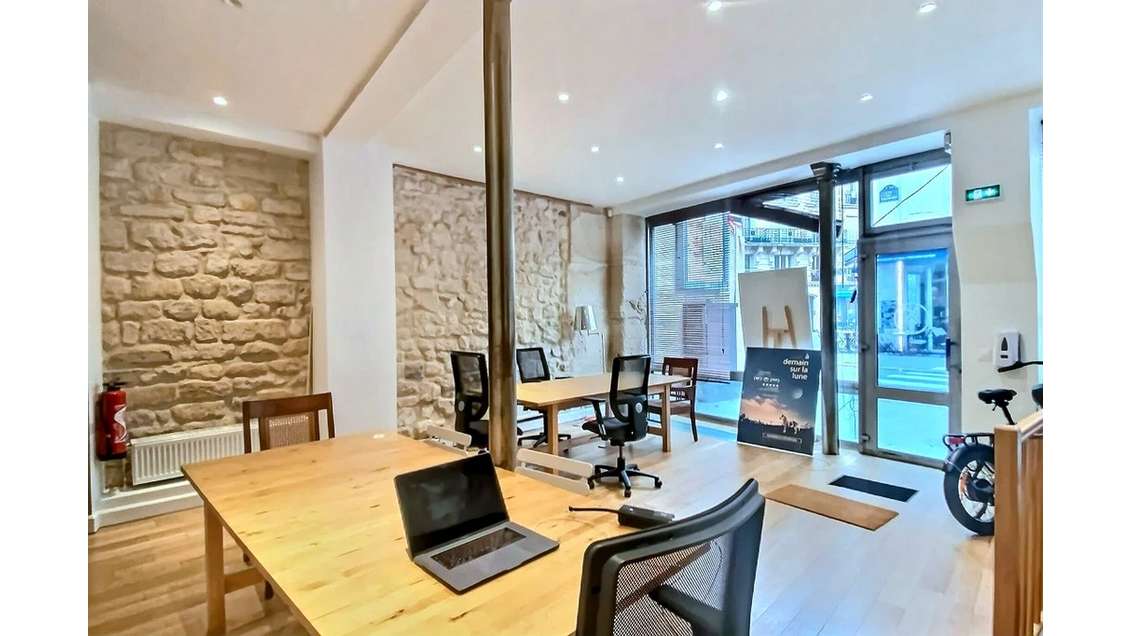 Loue local 100m² avec studio Paris 75011 Charonne