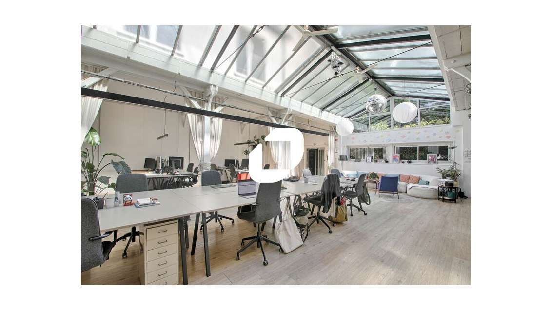 A louer Bureaux 365m² Paris