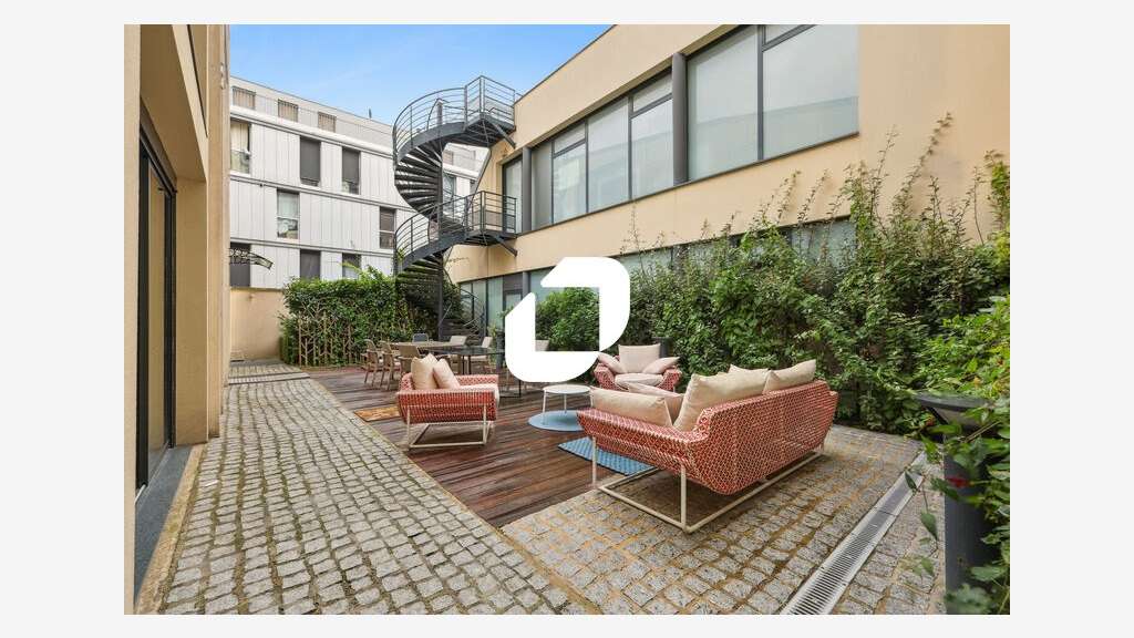 A louer Bureaux 374m² Paris