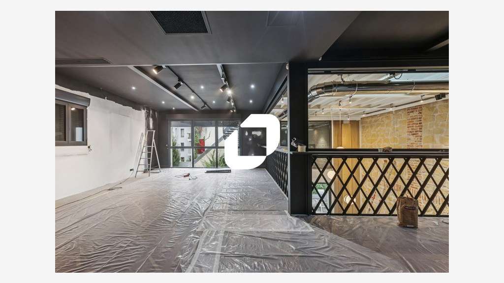 A louer Bureaux 374m² Paris