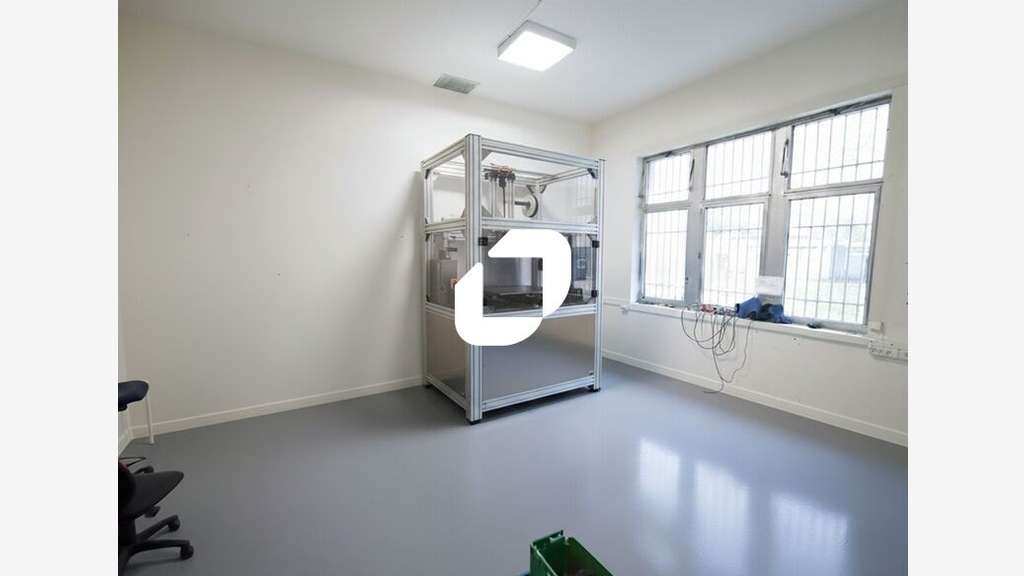 A louer Bureaux 323m² Paris
