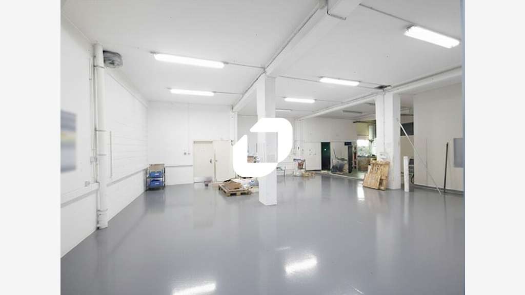 A louer Bureaux 323m² Paris