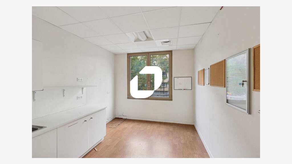 A louer Bureaux 366m² Paris