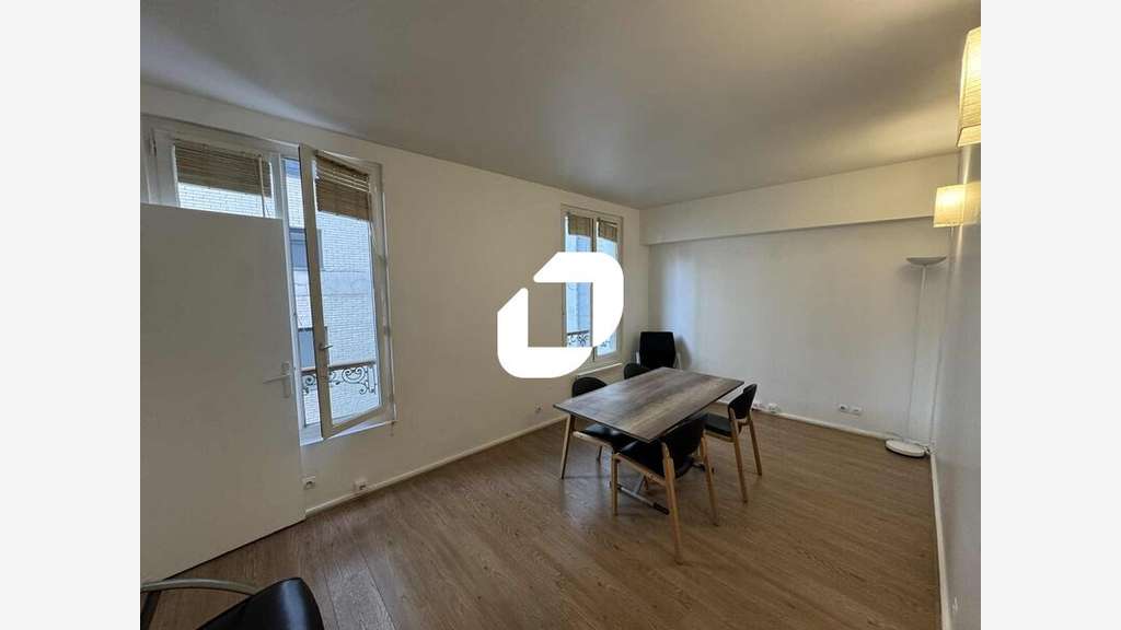 A louer Bureaux 142m² Paris