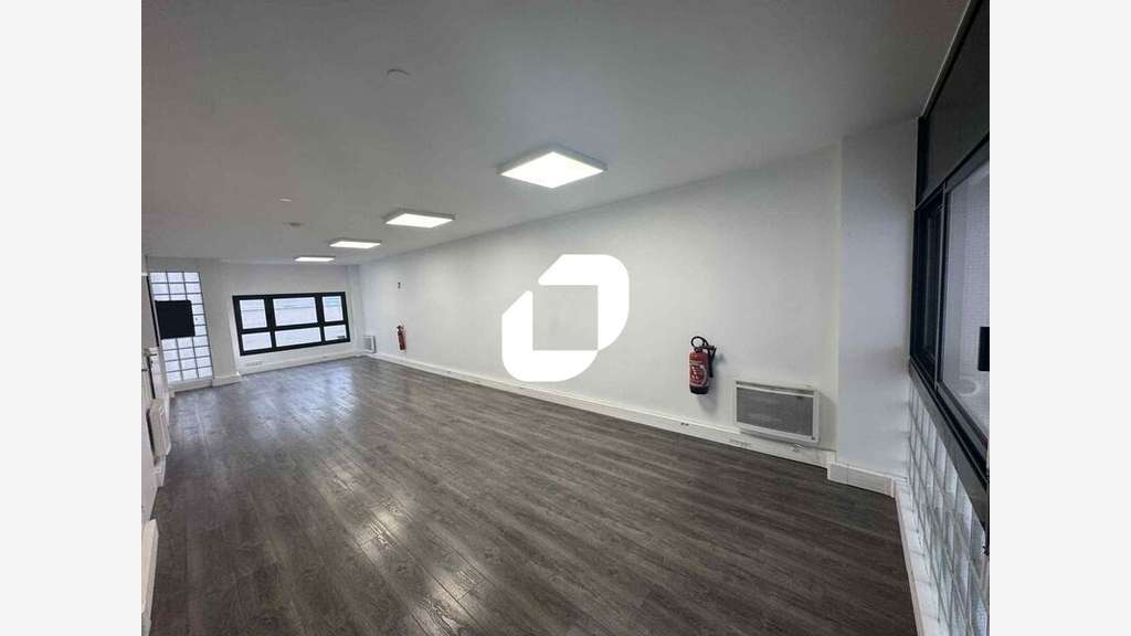 A louer Bureaux 130m² Paris