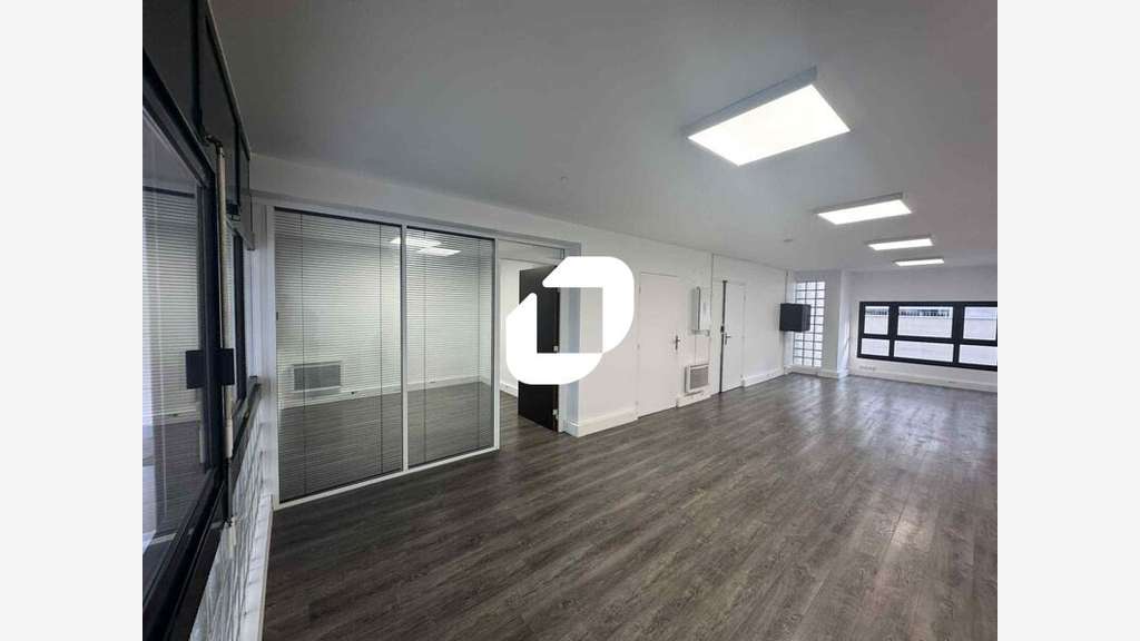 A louer Bureaux 130m² Paris