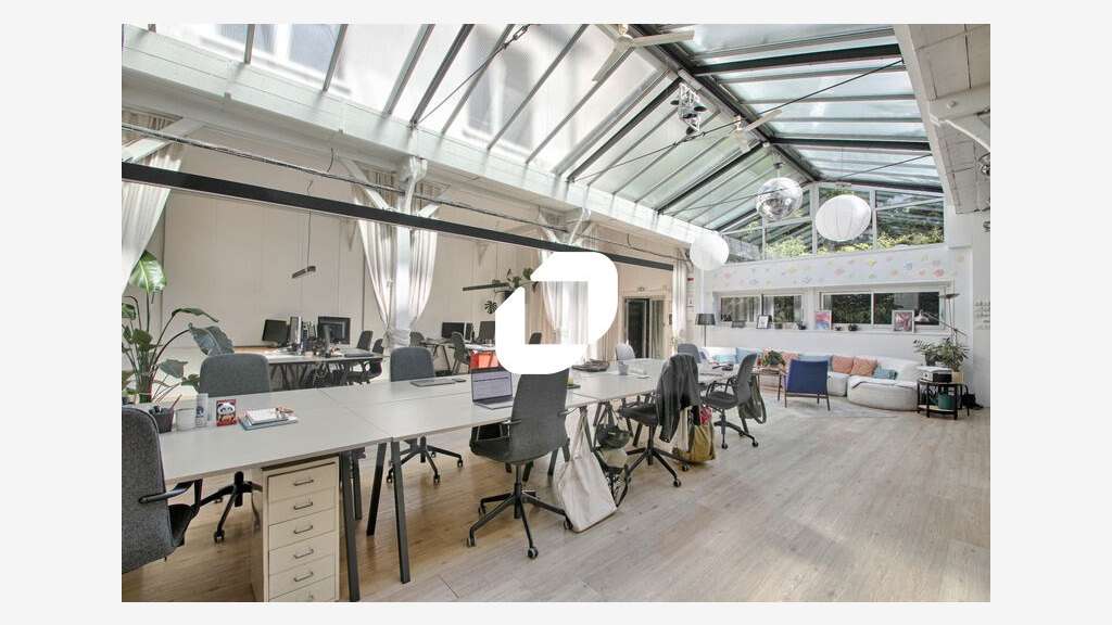A louer Bureaux 365m² Paris