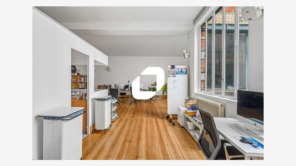 A louer Bureaux 95m² Paris