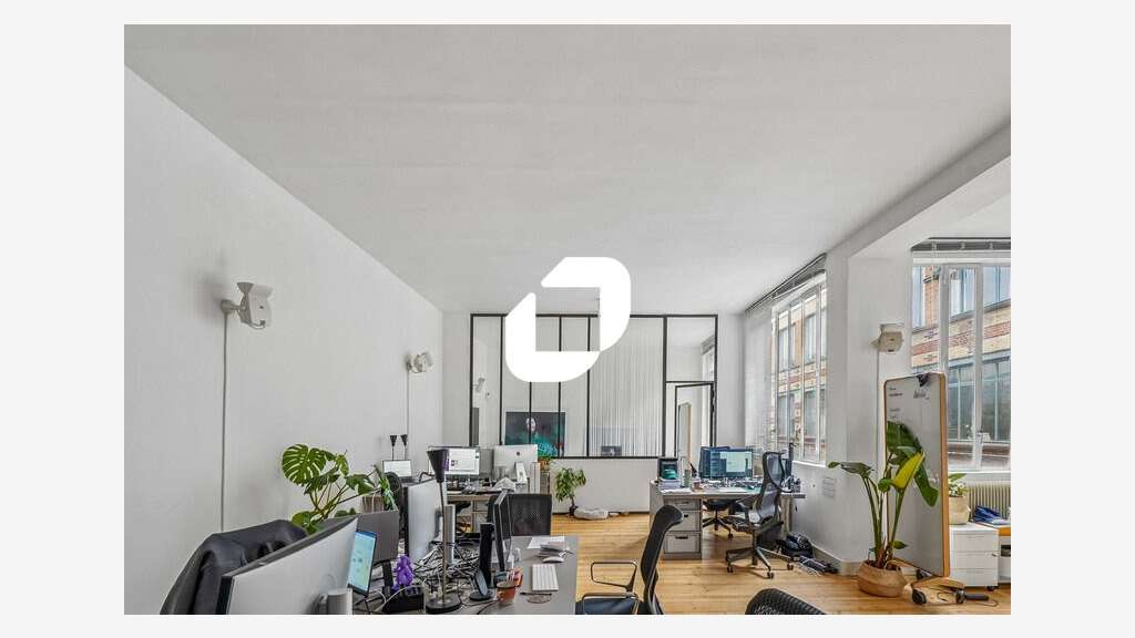 A louer Bureaux 95m² Paris