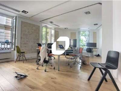 A louer Bureaux 85m² Paris
