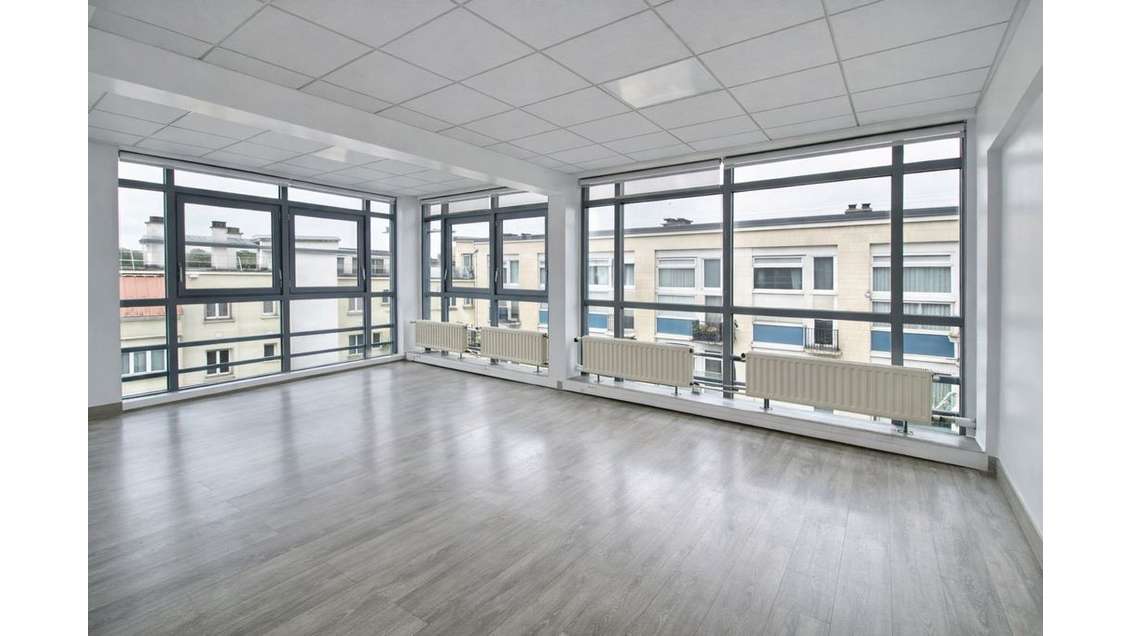 Location bureaux modulables à Paris Porte Dorée