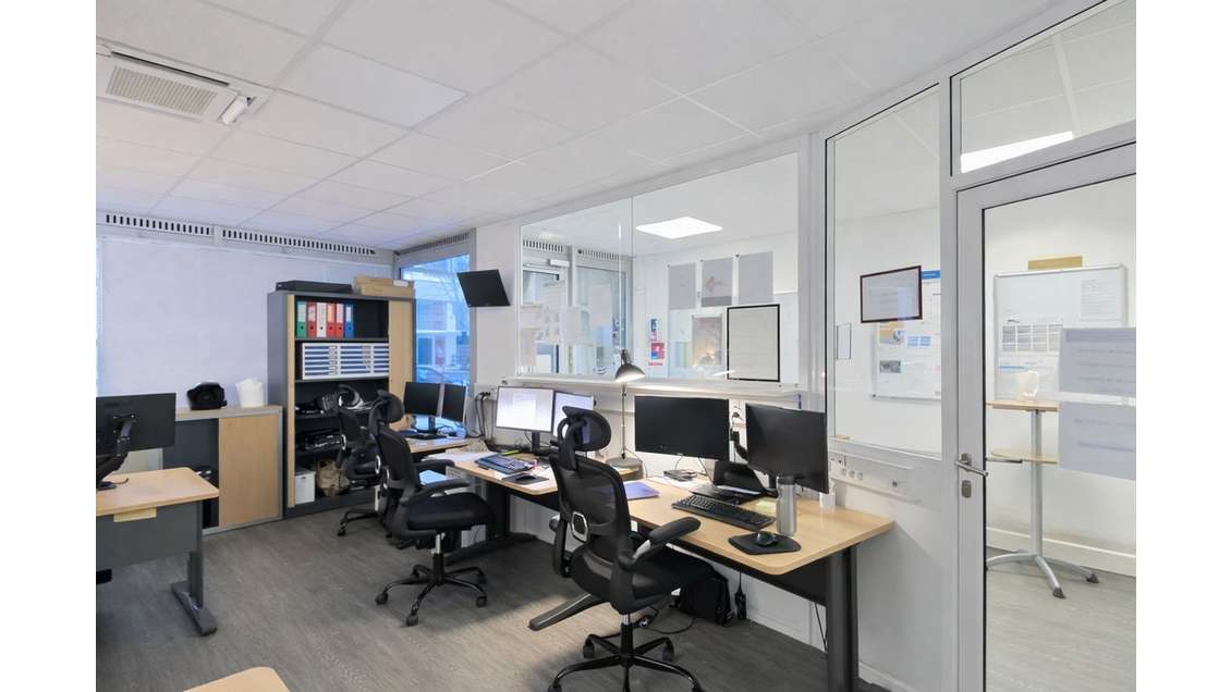 Location bureaux 97m² + parkings à Paris 75012