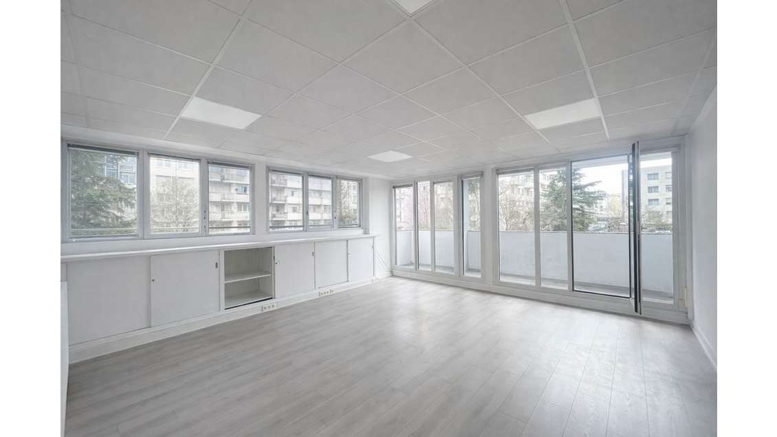 Location bureaux 299m² en duplex à Paris 75012