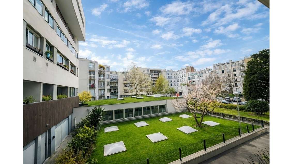 Location bureaux 299m² en duplex à Paris 75012