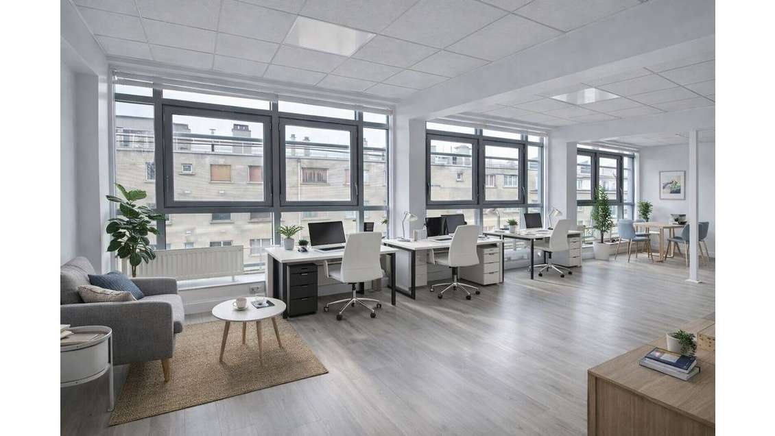 Location bureaux modulables de 190m² à Paris 75012