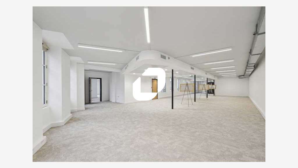 A louer Bureaux 840m² Paris