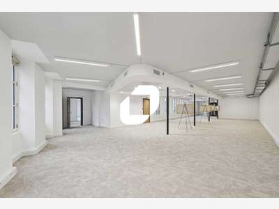 A louer Bureaux 840m² Paris