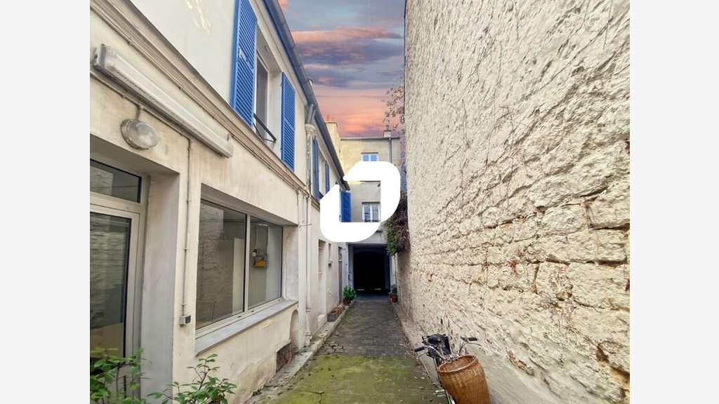 A louer Bureaux 331m² Paris