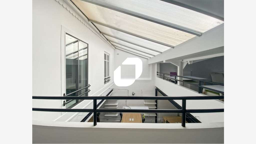 A louer Bureaux 331m² Paris