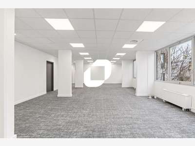 A louer Bureaux 96m² Paris