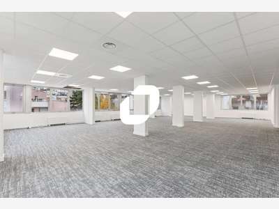 A louer Bureaux 322m² Paris