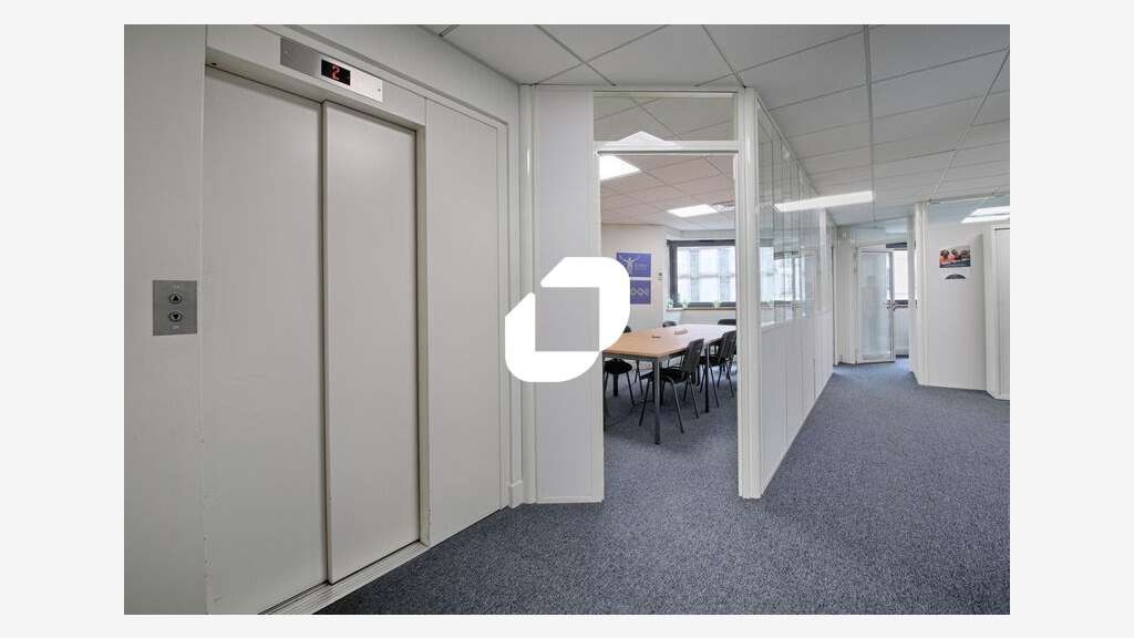 A louer Bureaux 96m² Paris