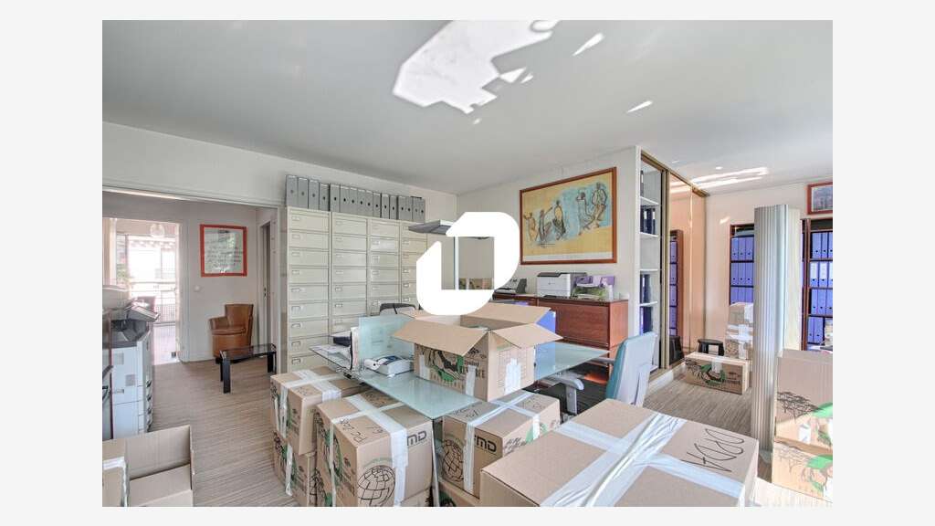 A louer Bureaux 96m² Paris
