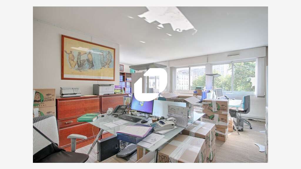 A louer Bureaux 96m² Paris
